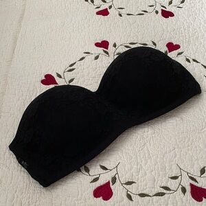 PINK Victoria’s Secret Black Lace Bandeau Lightly Padded Strapless Medium